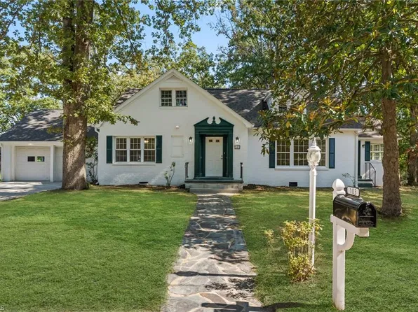 103 Jones Ave, Thomasville, NC 27360