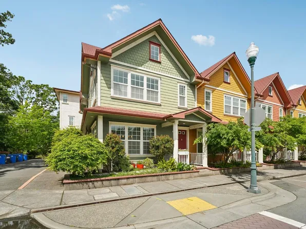 9141 Windsor Road, Windsor, CA 95492