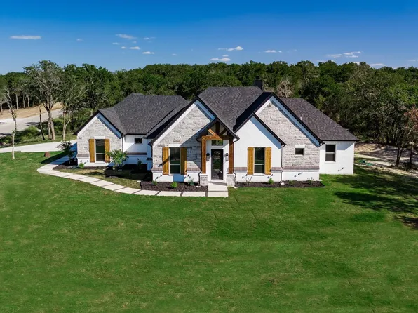 2032 Glenhollow Dr, Weatherford, TX 76088