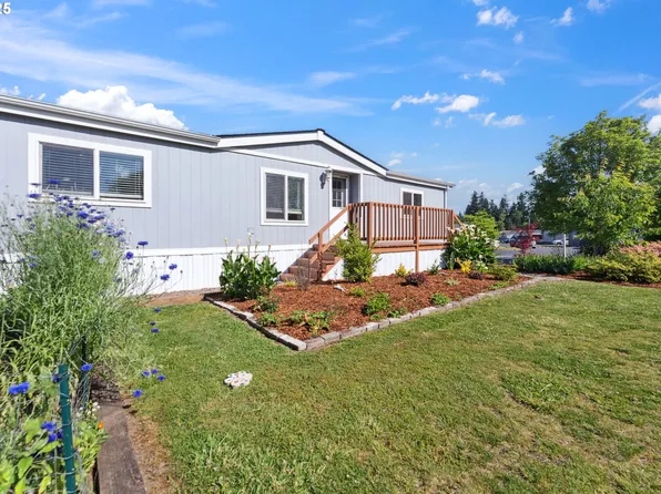 8385 SE Poppy St, Milwaukie, OR 97267