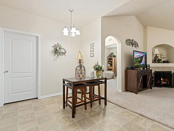 5th image of 4672 W 20th St Rd #9-925