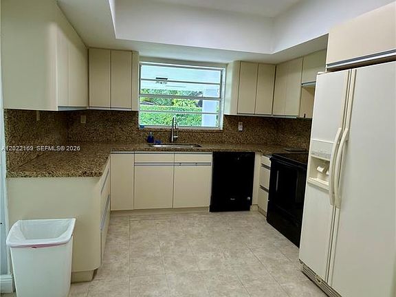 5th image of 7700 SW 52nd Ct