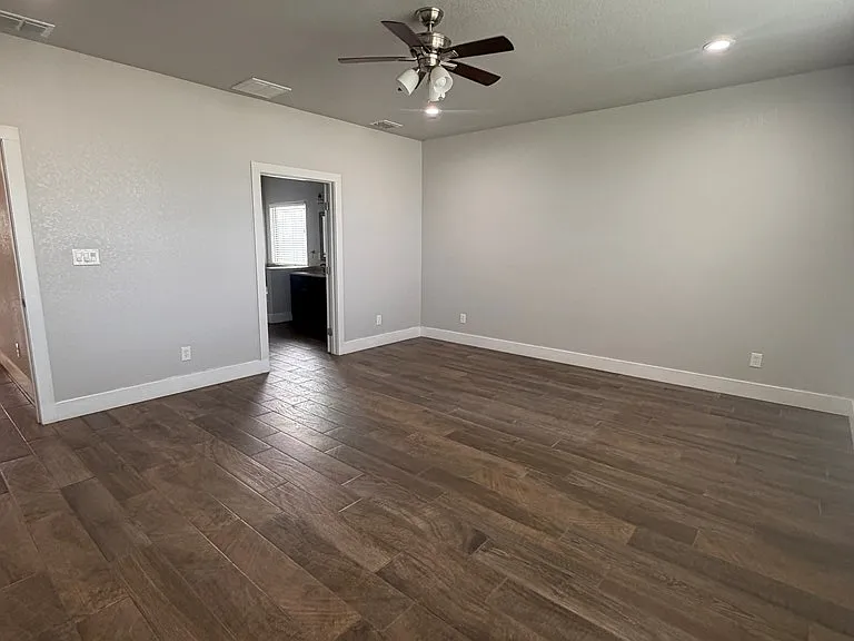 2408 Birkdale Ln — Photo 11