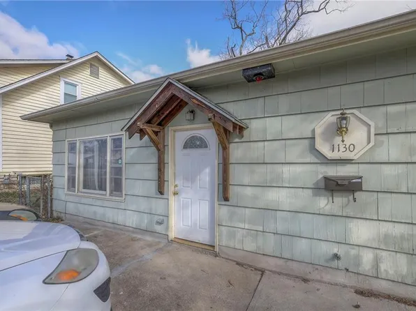 1130 E 75th Ter, Kansas City, MO 64131