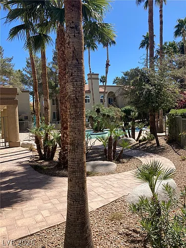 3145 E Flamingo Rd Photo 1