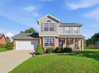 1213 Sizemore Ct, New Lebanon, OH 45345
