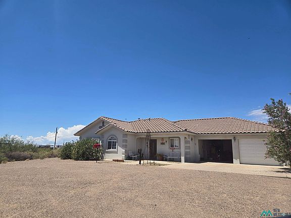 2nd image of 1625 Dona Ana Rd SW
