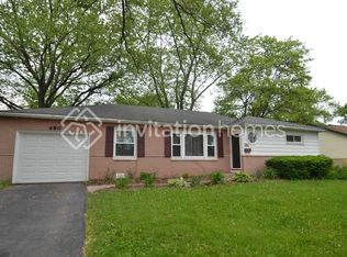 680 Mohave St, Hoffman Estates, IL 60169