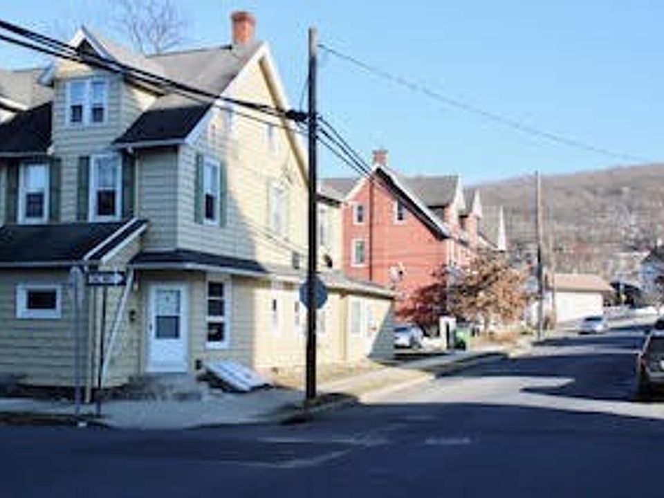 1st image of 1068 Seneca St APT 1
