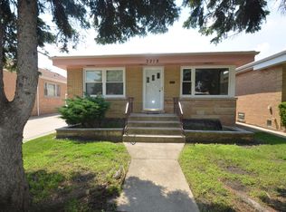 2218 Northgate Ave, North Riverside, IL 60546