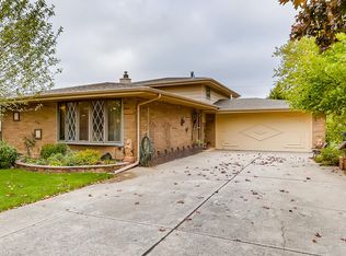 7812 W 80th Pl, Bridgeview, IL 60455