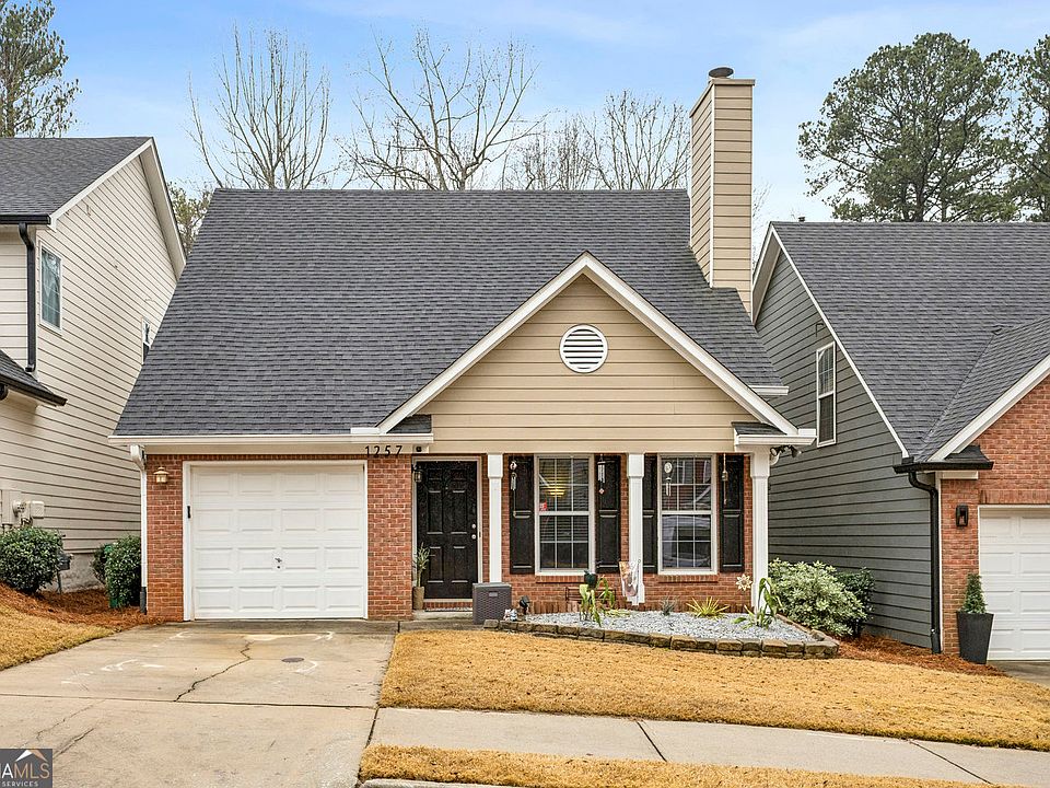 1st image of 1257 Gates Cir