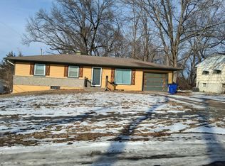 8958 E 54th St, Raytown, MO 64133