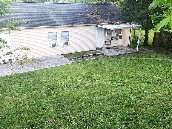 3rd image of 365 Robertsville Rd