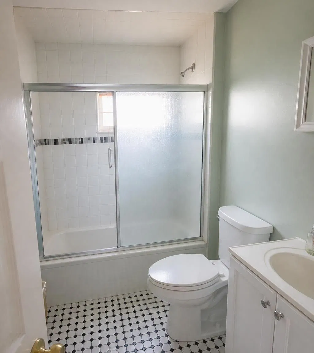 2 bed, $2,200 — Photo 2