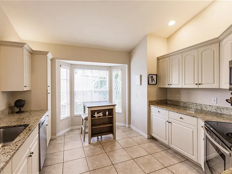 20101 Seagrove St #708 — Photo 12