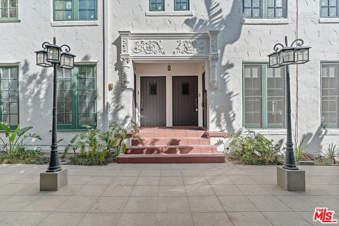 2 bed, 2.0 bath, 1580 sqft, $6,700 — Photo 1