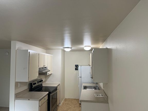2nd image of 12323 33rd Ave NE