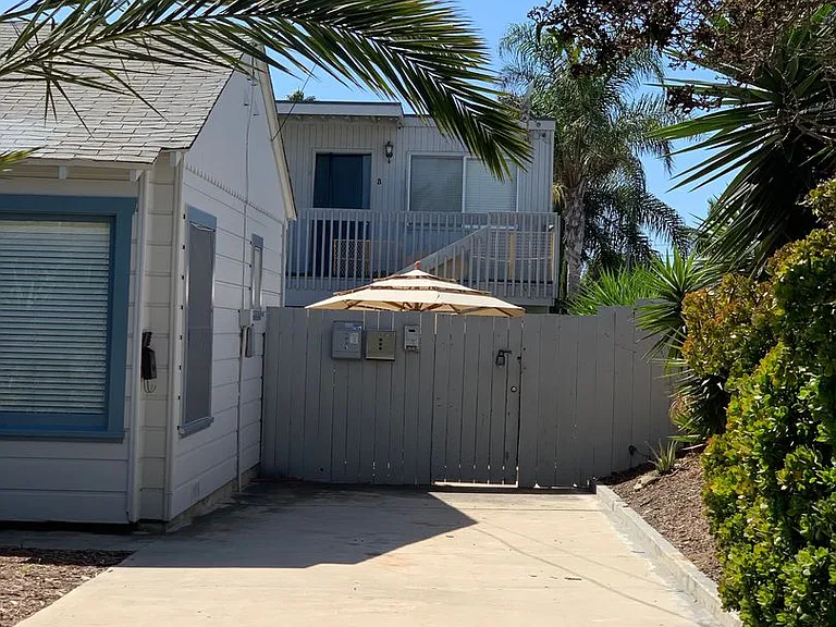 1215 S. Ditmar St. — Photo 3