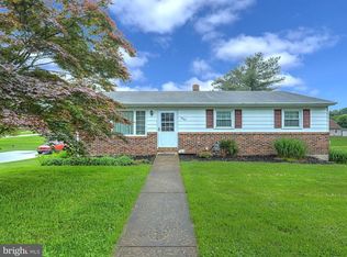 2681 Willapa Dr, Dover, PA