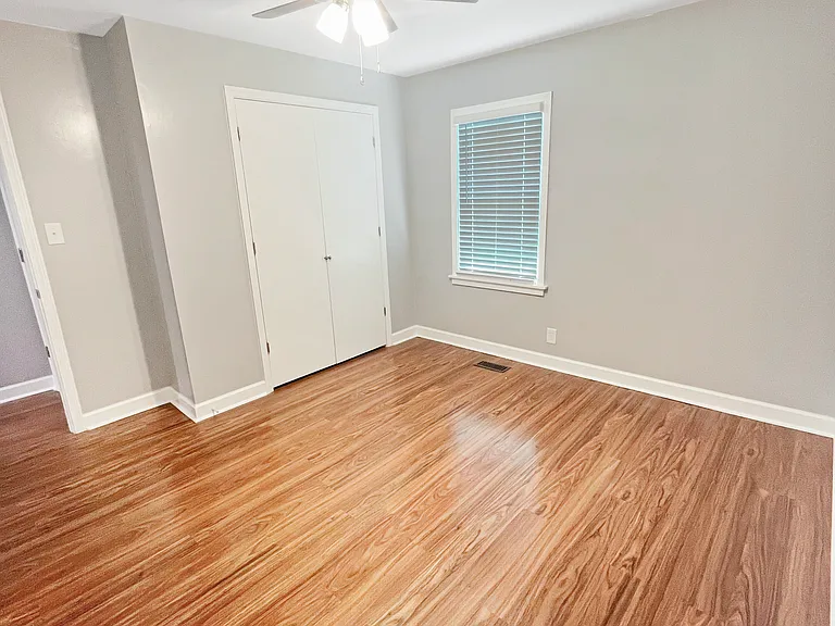 3360 Ohara Dr N — Photo 9