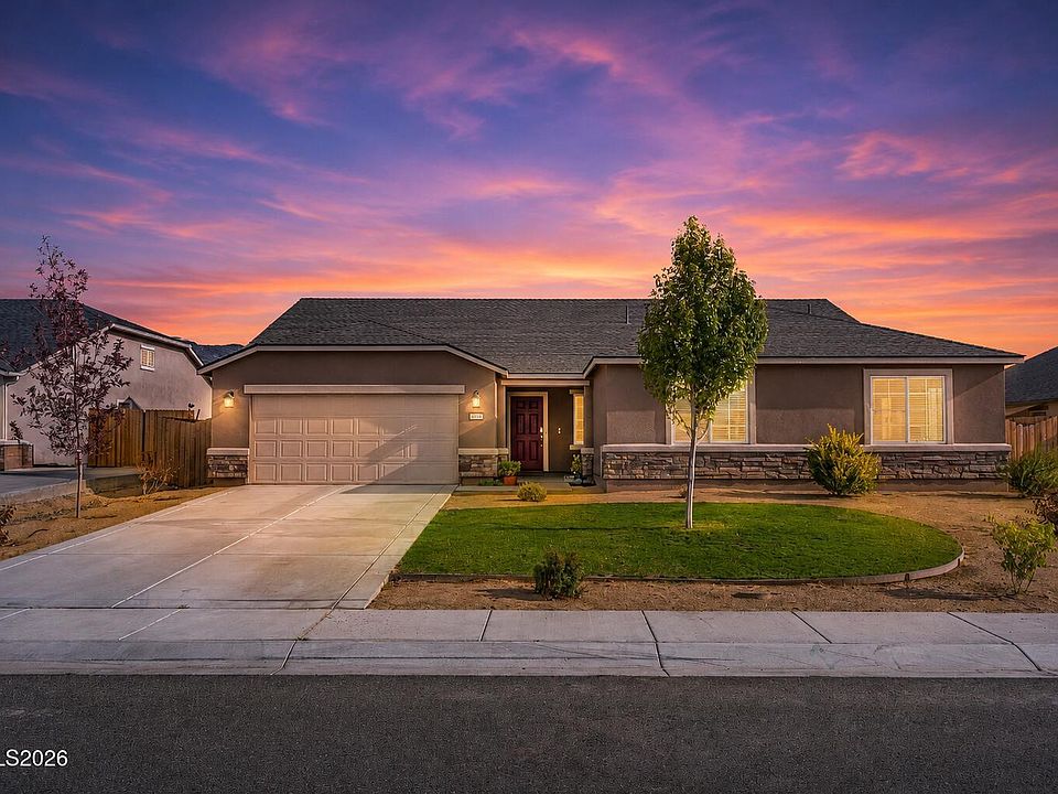 1st image of 572 Pine Creek Cir