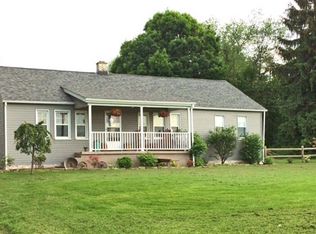 6767 Center Rd, Lowellville, OH 44436