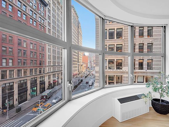 3rd image of 240 Park Ave S APT 5A