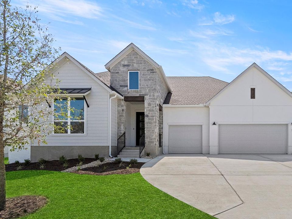 Beautiful Hill Country Exterior