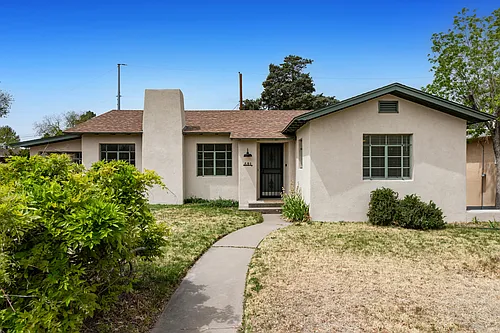 601 Tulane Dr NE Photo 1
