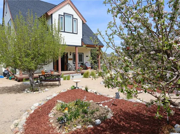 2097 Fox Ln, Big Bear City, CA 92314