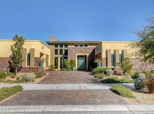 6858 Regency Crest Ave, Spring Valley, NV 89148