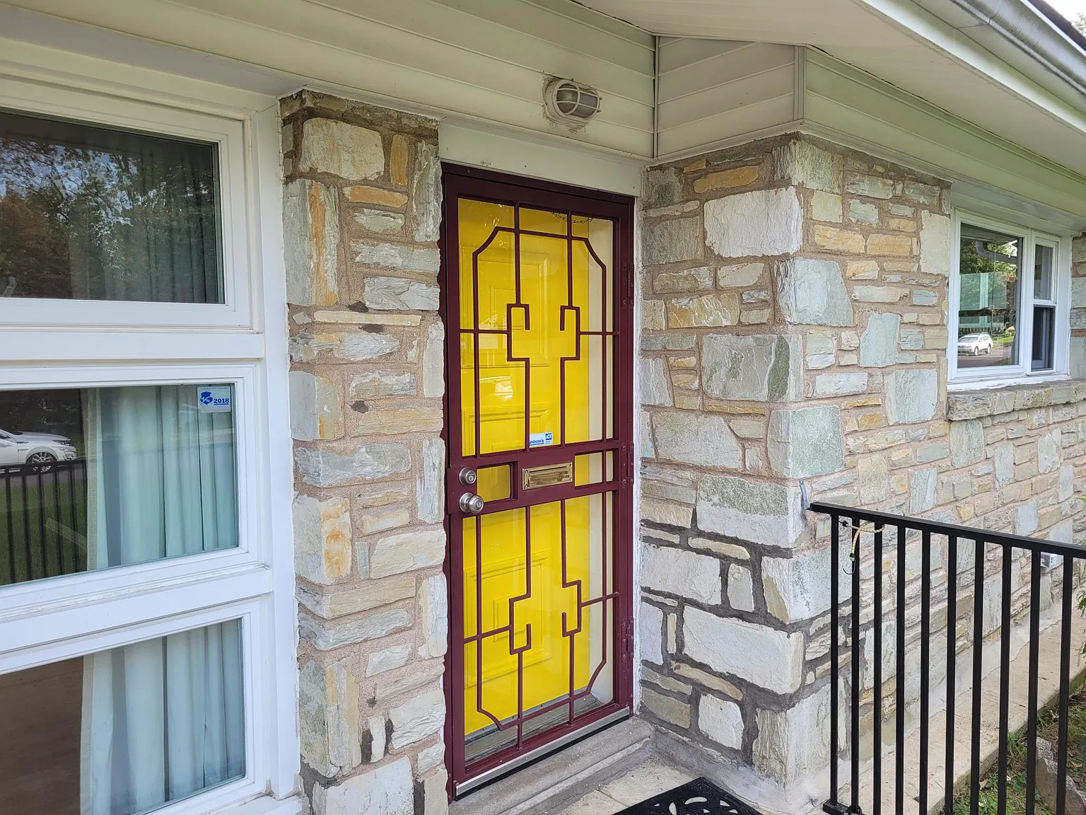 3 bed, 1884 sqft, $3,200 — Photo 4