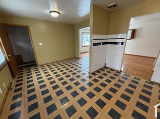 5836 N 75th St, Milwaukee, WI 53218