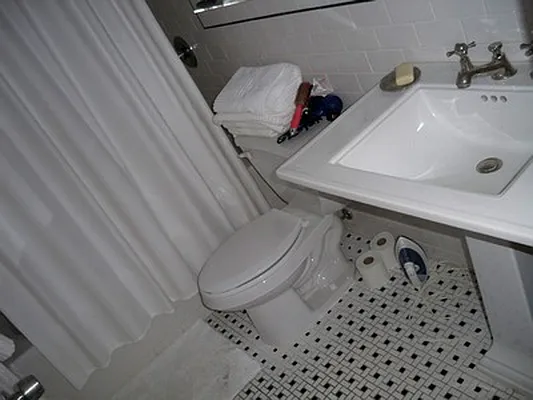 Rented by Skygroup Realty | media 22