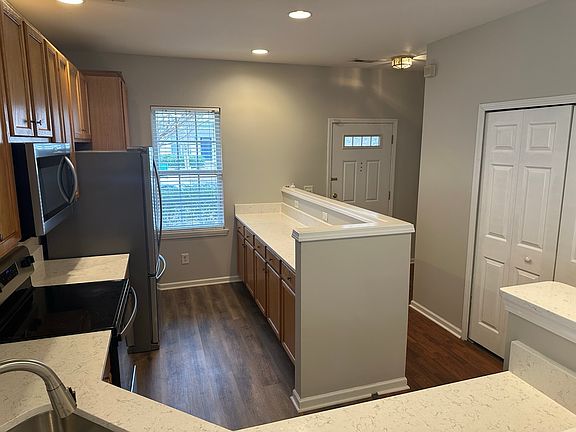 5th image of 12019 Royal Castle Ct