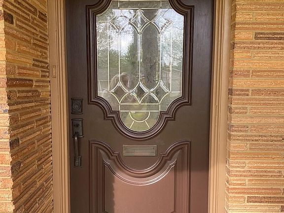 2nd image of 550 Munsterman Pl