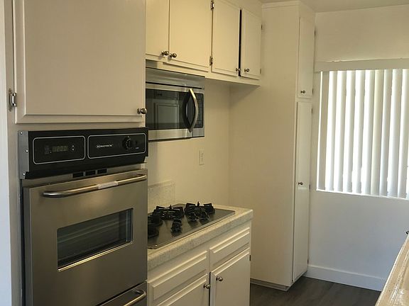 4th image of 4334 Matilija Ave #4346-212