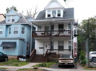 22 Nassau Pl, East Orange, NJ 07018