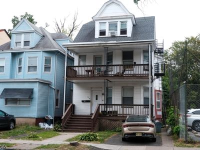 22 Nassau Pl, East Orange, NJ, 07018