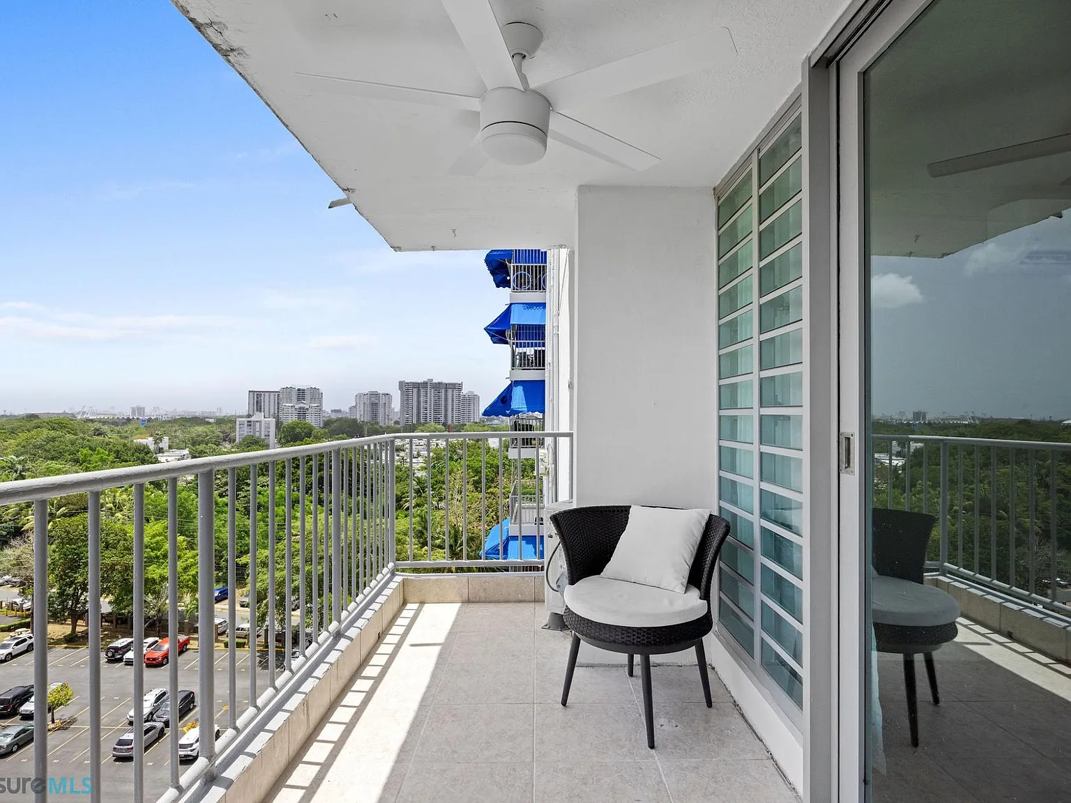 Jardines Metropolitanos (Condominio) — Photo 4