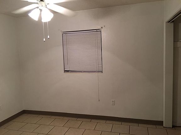 5th image of 2341 Lakeview St