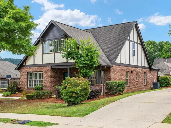 1073 Regent Park Dr, Birmingham, AL 35242