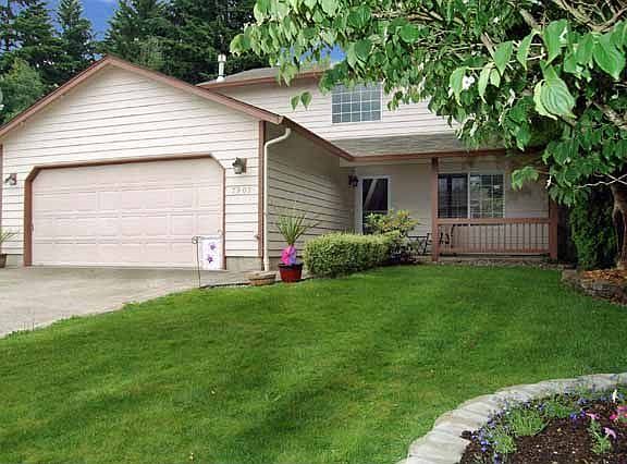 3rd image of 7905 NE 54th Way