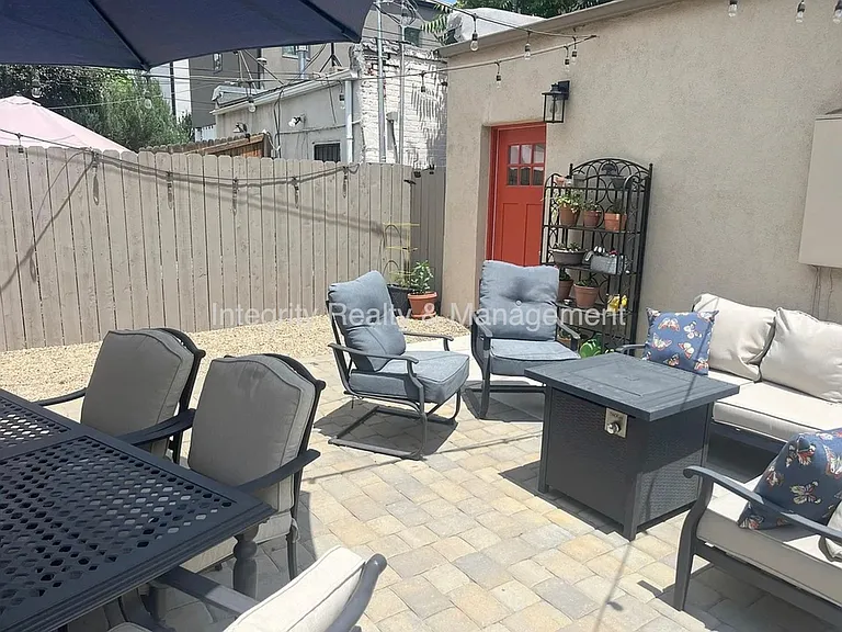 3539 Mariposa St — Photo 20