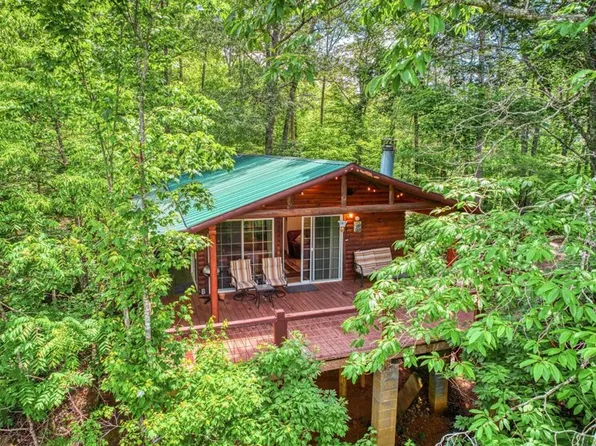 255 Pointe Overlook Rd, Bryson City, NC 28713