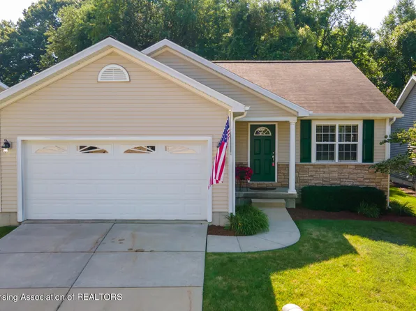 2517 Arbor Forest Dr, Lansing, MI 48910