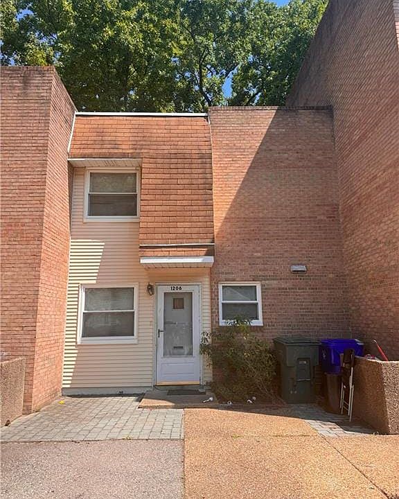 1st image of 1206 Underwood Ave