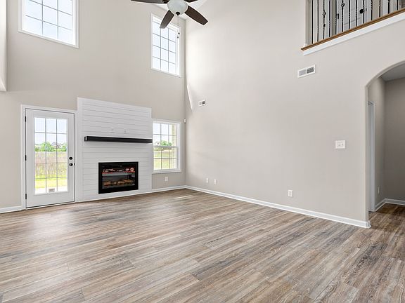 5th image of 364 Piedmont Ct Lot 576