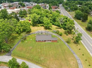 114 Calhoun St, Smithville, TN 37166